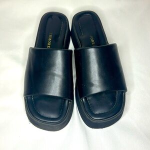 Platform Sandal Black Size 9